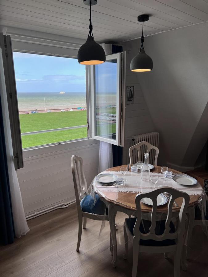 L'Air De La Mer Deux Etoiles Dieppe Luaran gambar